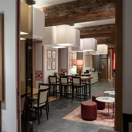 Hotel & Carona (Bergamo)