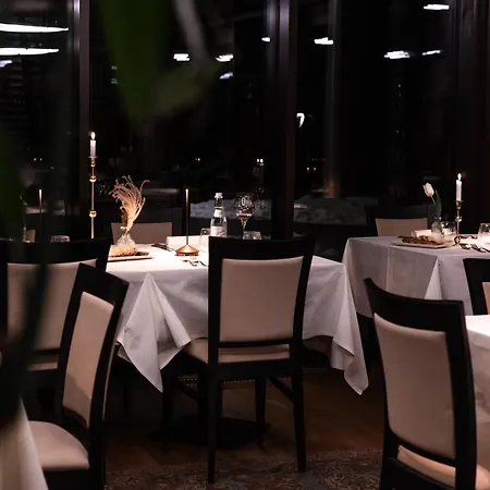 & Hotel Carona (Bergamo)